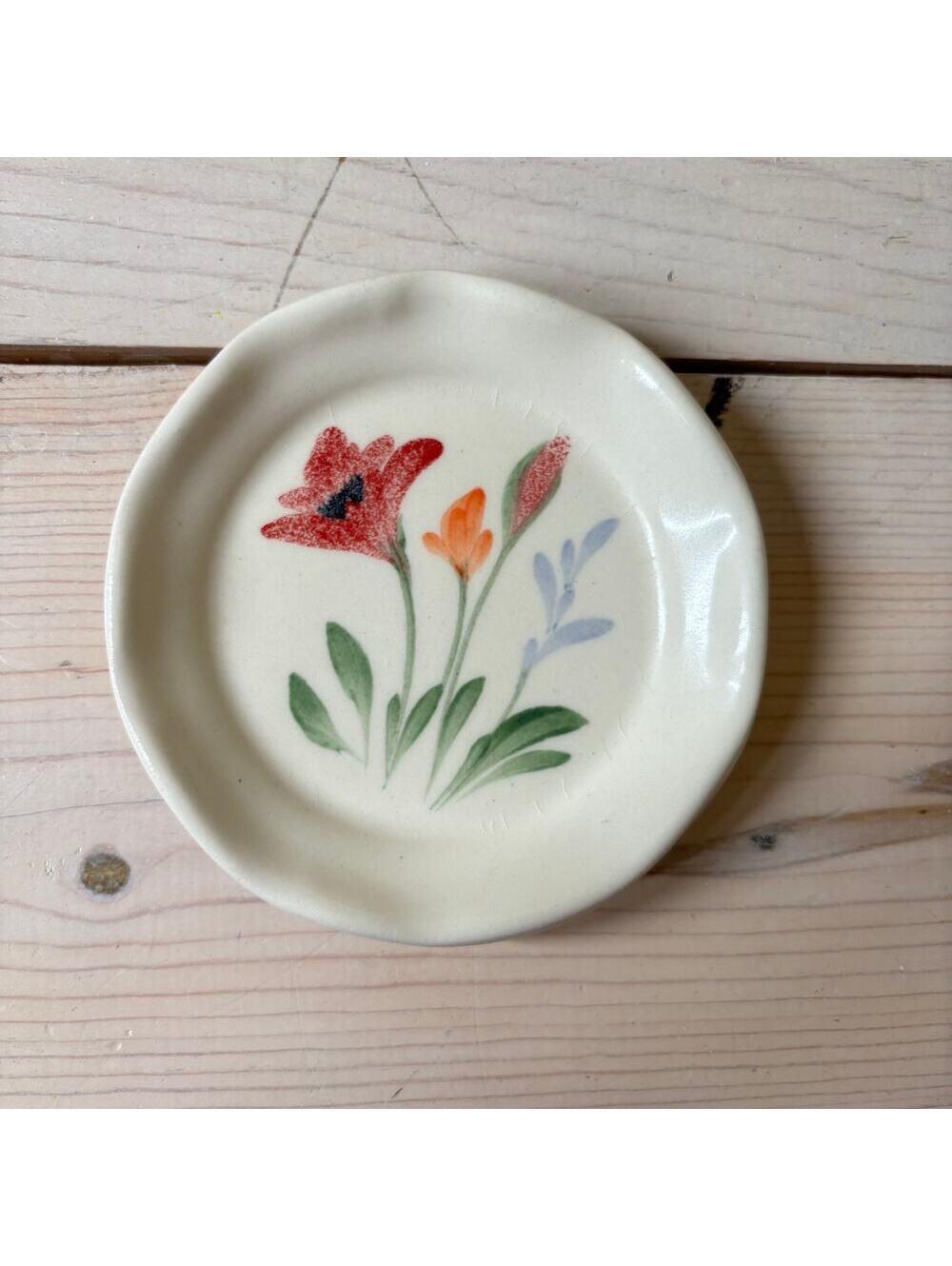 Emerson Creek Pottery 2009 Small Trinket Tray Painted Flower 4.5"